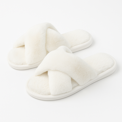 Komfortable Damen Hausschuhe aus Plüsch